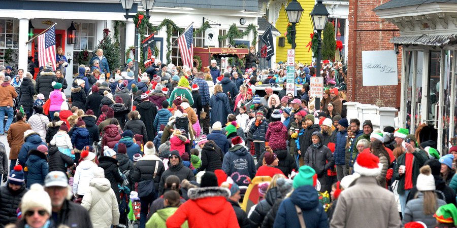 A crowd fills Washington Street during the Christmas Walk.